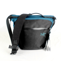 頂級戶外 Arcteryx ARRO 8 L升始祖鳥防水單肩包斜挎包,郵差包男女 包包 挎包
