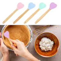 Silicone Cake Scraper Kitchen Cooking Pastry Scraper Brush Tool Baking Accessories Heart Shape Non-stick Cake Cream Spatula