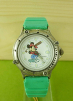 【震撼精品百貨】米奇/米妮 Micky Mouse 手錶-米奇划滑板-綠色錶帶 震撼日式精品百貨