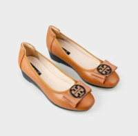 Giày cao gót bít mũi đế xuồng ChristinA-Q GBX036G