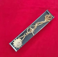 Pin Bros Rantai Beskap Lambang Matahari Gambar Mahkota