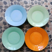 Set Piring warna Vintage era 90's