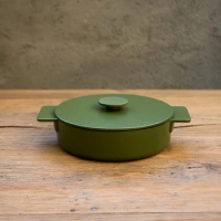 23/26cm Classic Mommy Pot Minimalist Style Seafood Pot Black Army Green Cast Iron Bright Enamel Pot Kitchen Accessories Cookware