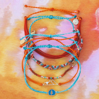 Pura Vida x Courtney Steeves - The Happy Camper Pack 防水手繩組合