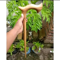 Tongkat jalan bahan kayu cendana asli natural