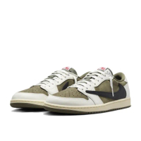 【NIKE 耐吉】Travis Scott x Air Jordan 1 Medium Olive 聯名倒鉤 橄欖綠 休閒鞋 男鞋 聯名鞋 DM7866-200