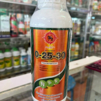 ปุ๋ยน้ำสูตร0-25-30  ช่วยเสริมสร้างการสะสมอาหาร ช่วยเร่งให้ใบแก่ ช่วยขยายขนาดของผลเพิ่มน้ำหนัก