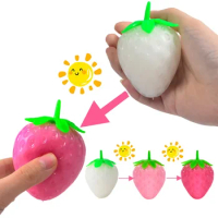 Simulated Color-changing Strawberry Squishy Kids Anti Stress Relief Ball Fidget Decompression Toys for Children Sensory Autism