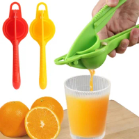 Home Manual Juicers PP Hand Pressed Orange Fruit Juicer Lemon Squeezer Mini Blenders Portable Kitchen Accessories Home Gadgets