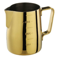 金時代書香咖啡  Tiamo 專業厚款附刻度標拉花杯  360ml  鍍鈦金  HC7089