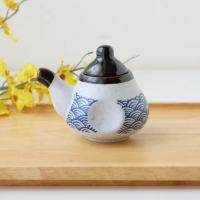 【Just Home】日式青海波陶瓷醬油壺130mL(醬油壺 小油壺 油醋壺 醬料壺)