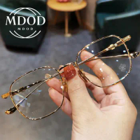 Myopia Glasses Women Blue Light Blocking Glasses Ultra Light Eye Glasses Metal Frame Photochromic Eyeglasses