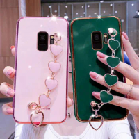 Wrist Bracelet Phone Case For Samsung S9 Case Luxury Heart Chain Plating Cover For Samsung Galaxy S9 S10 PLus S10E Capa