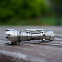 【MANKER LIGHT 漫客】電筒王 Striker Mini Ti迷你前鋒(635流明 430米 迷你戰術手電筒)