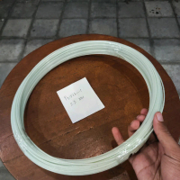 Ruji jeruji fiber warna putih 2.2mm ±65 meter/roll untuk sangkar burung/layangan naga dll