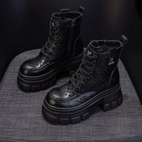 #N/A - 厚底鏤空馬丁靴夏季新款鏤空透氣網靴衝孔洞洞馬丁靴增高女靴