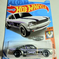HOT WHEELS 1:64 65 Ford Mustang 2+2 fastback #72 limited collection of die cast alloy trolley model ornaments