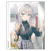 不時輕聲地以俄語遮羞的鄰座艾莉同學（原作）拭鏡布 C