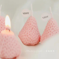 INS Fashion Style Strawberry Candle Set Birthday Companion Gift Aromatherapy Candle Soy Scented Candle Decorative Candles soy