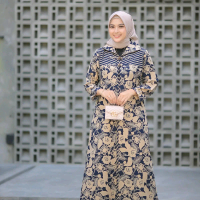 Outer batik panjang wanita