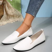 BCEBYL Spring Autumn Women Fashion Flat Shoes Non-slip Rubber Soles Loafer Sneakers：Wear-resisting