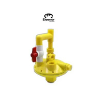 Regulator Niple Regulator Air Penurun Tekanan Air Nipple Peralatan Peternakan Ayam Unggas Kuning