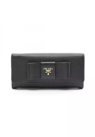 Prada Pre-Loved Prada SAFFIANO METAL Bi-fold Long Wallet ribbon leather black
