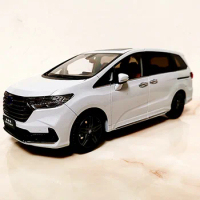 1/18 scale Honda Odyssey Sport Hybrid 2022 White Diecast Car Model Collection