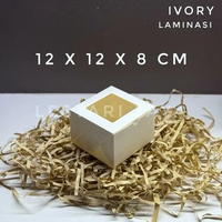 Box Ivory Putih Laminasi Jendela Untuk Kotak Brownies Kue Roti Snack Cake 12x12x8 CM