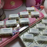 Penghapus Staedtler Rasoplast B40 (kecil)
