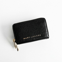 美國百分百【全新真品】MARC JACOBS 皮夾 短夾 皮革 專櫃精品 MJ 雙層 錢包 LOGO 黑色 CL34