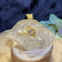 【Cozy 世界水晶原礦與茶】水膽閃靈鑽帶膠花彩虹 73-4(提升專注力增強能量)