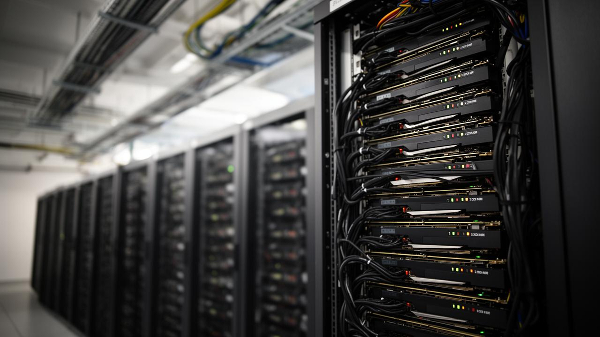 Oracle's AI Data Centers Ran at Full Tilt, a Signal Nvidia's Chips Remain in Short Supply — BigGo Finance