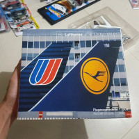 Herpa miniatur pesawat terbang united airlines