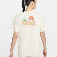 【NIKE 耐吉】短袖 上衣 T恤 運動 休閒 女 AS W NSW TEE ESSNTL GCEL 米 黃 水彩(HF6180133)
