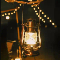 Portable Handheld Oil Lamp Retro Vintage Kerosene Lamp Outdoor Camping Lamp High Quality Iron Antique Bronze Oil lanterns